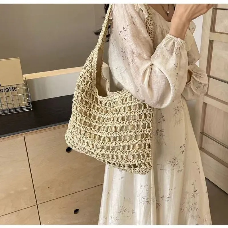 Hollow Woven Straw Tote Bag On - огляд і ціна Beach Bag Straw