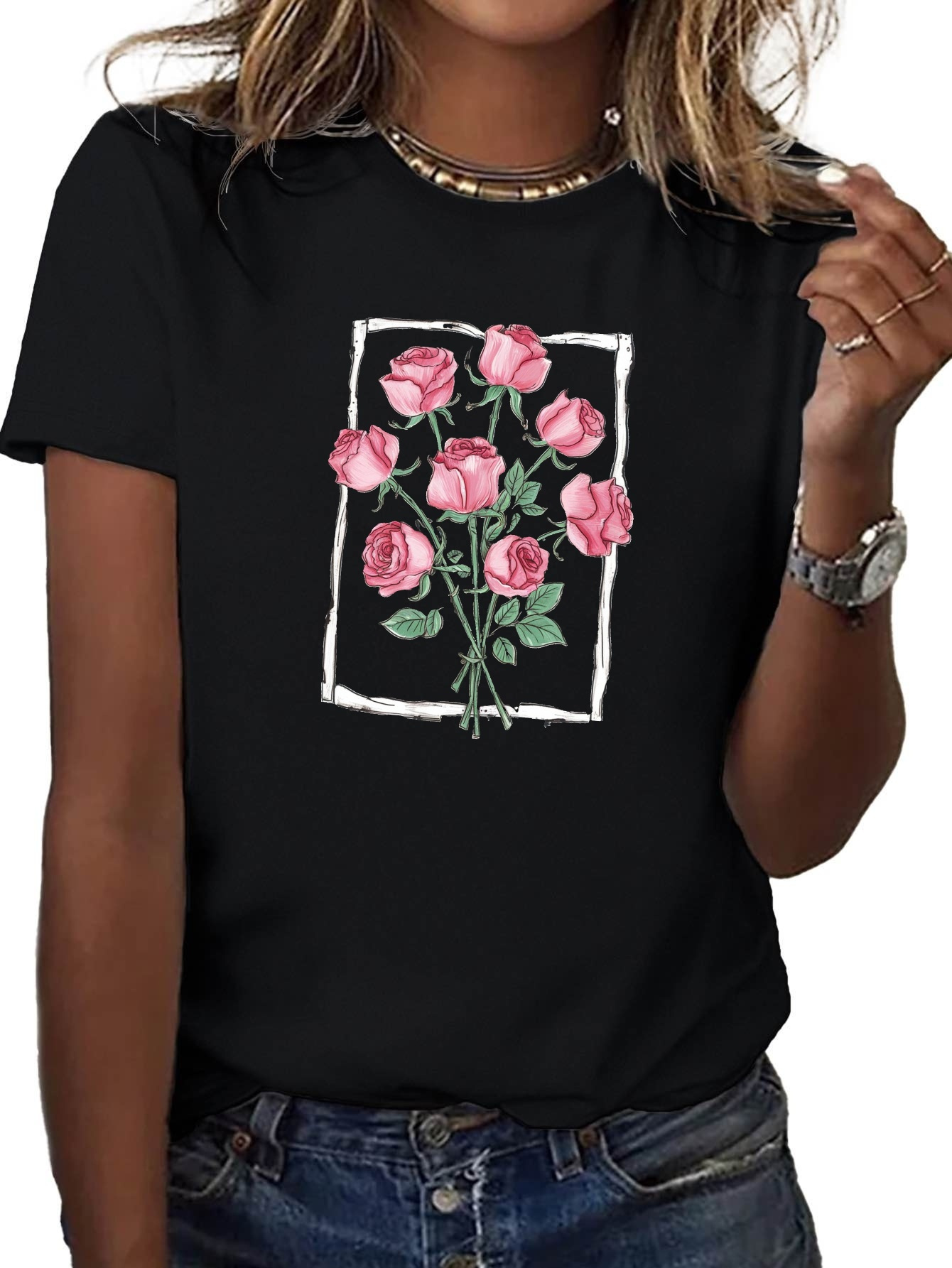 Vibrant Rose Bouquet Women'S T - огляд і ціна Summer Rose Clothing