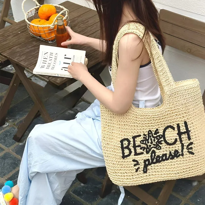 Women's handwoven straw tote b - огляд і ціна Beach Bag Straw