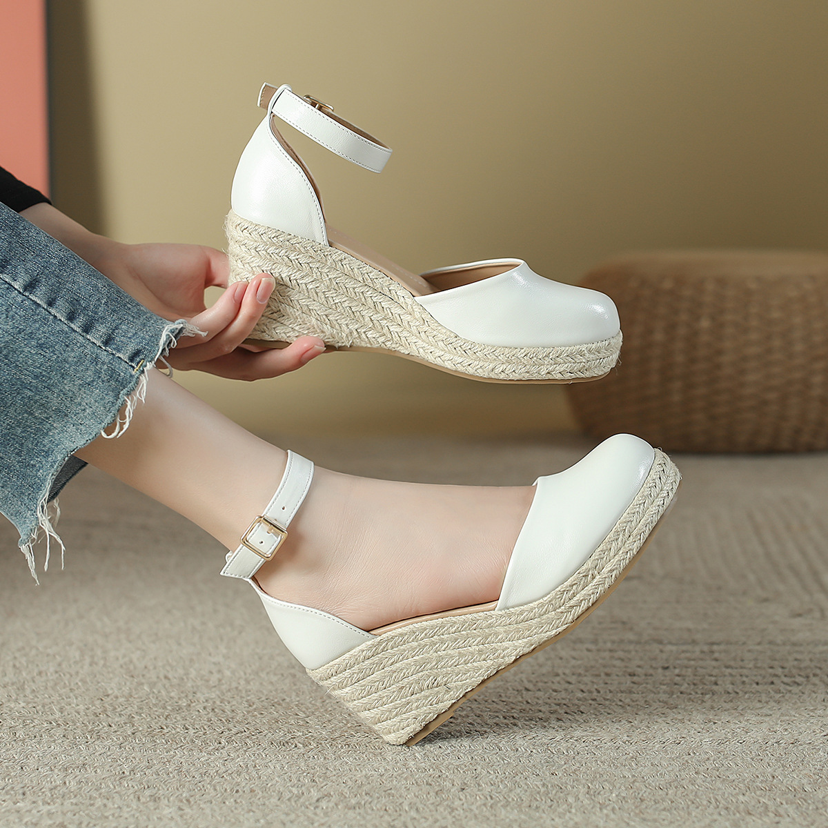 Women's Espadrille Wedge Sanda - огляд і ціна Espadrille Sandal Women