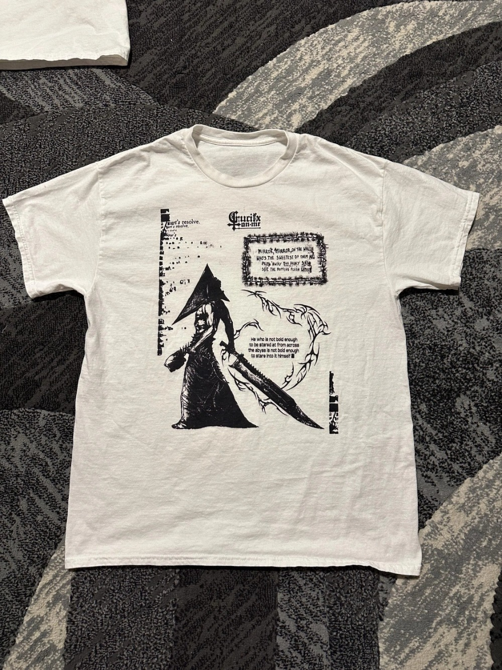 Vintage Silent Hill Tee Retro  - огляд і ціна Summer Hill Clothing