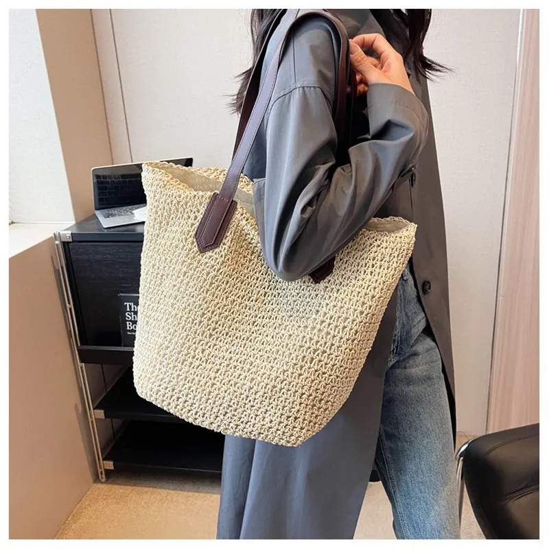 Women's handwoven straw tote b - огляд і ціна Beach Bag Straw